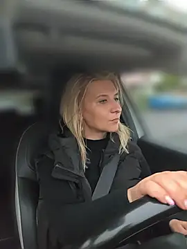 KaylinJan Chat XXX live