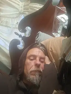 19JaSon83's Live XXX Chat