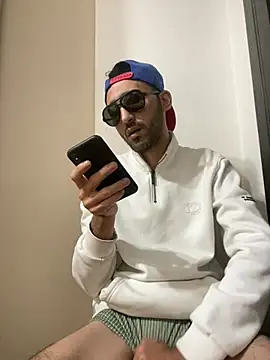 hakilka2 Adlı Modelin Canlı XXX Sohbeti
