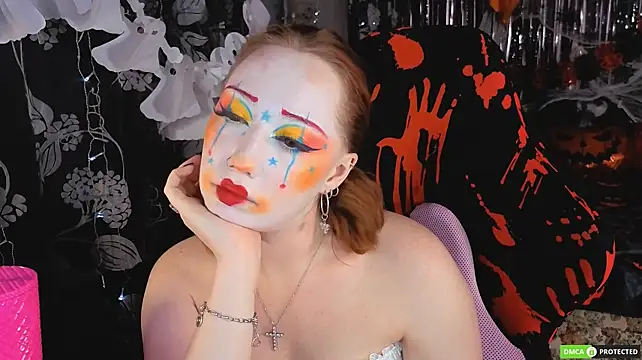 TinaBrook Adlı Modelin Canlı XXX Sohbeti