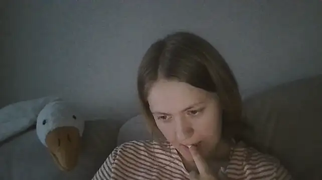 LarissaTewes' Live XXX Chat
