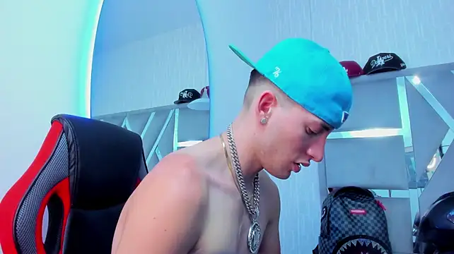 hunterheat__ Obrolan Langsung XXX
