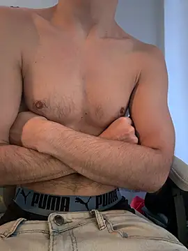Whiteboii2026: онлайн-секс-чат