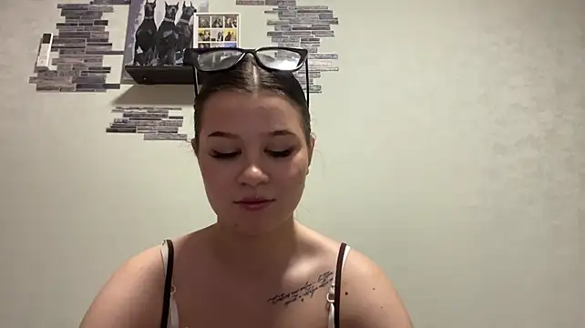 BrittaFett's Live XXX Chat