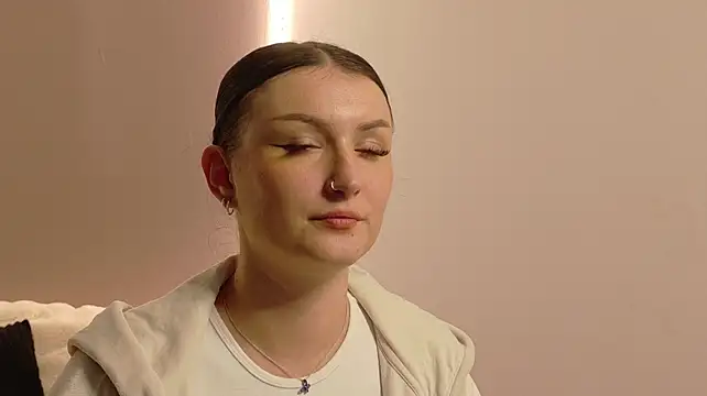 Anaayss_'s Live XXX Chat