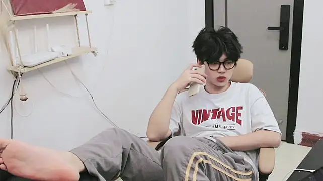 Uu_g 现场XXX聊天