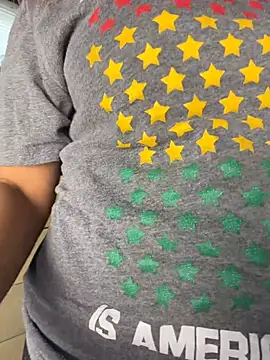 צ'אט XXX בשידור חי של GoddessVelvetVixen