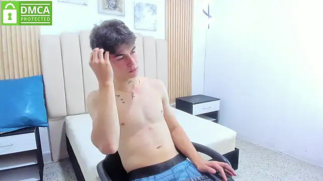 JEINS_FISHER Chat XXX in diretta