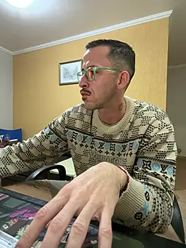 Chat +18 de MeladoDiMel ao vivo
