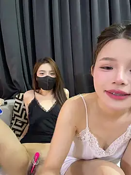 แชท XXX สดของ tutuya01