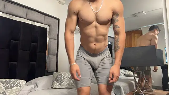 MR_MUSCLE Live XXX-Chat