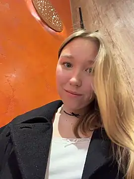 -NaughtyAngel- Live XXX-Chat