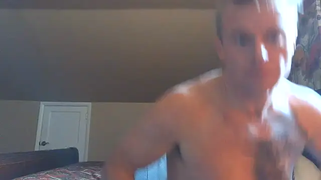 DILFiGuess1's Live XXX Chat