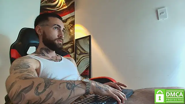 Luke_davis01 লাইভ XXX চ্যাট