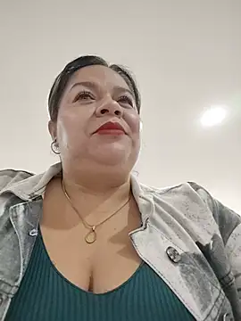 Chat XXX en directo de Charlott-1