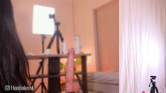 hanna_lee02 Adlı Modelin Canlı XXX Sohbeti