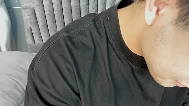 แชท XXX สดของ Charlie___Musk
