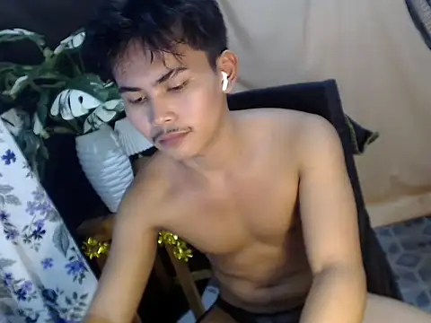 twink_ivanxxxx: онлайн-секс-чат