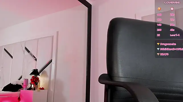 XimenaCosta Chat XXX in diretta