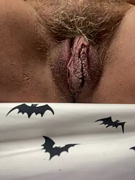 TrenaAnn's Live XXX Chat