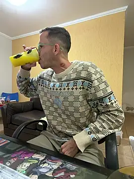 Chat +18 de MeladoDiMel ao vivo