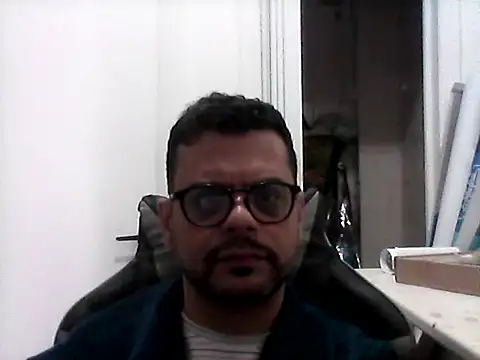 Chat +18 de rickmenez ao vivo