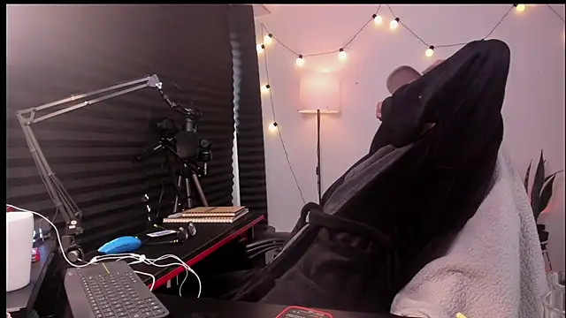 Chatroom XXX en direct de Samuel_thompson