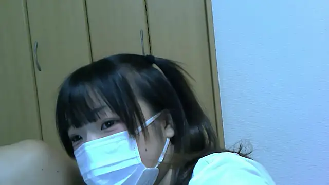 Yakata-of-Green's Live XXX Chat