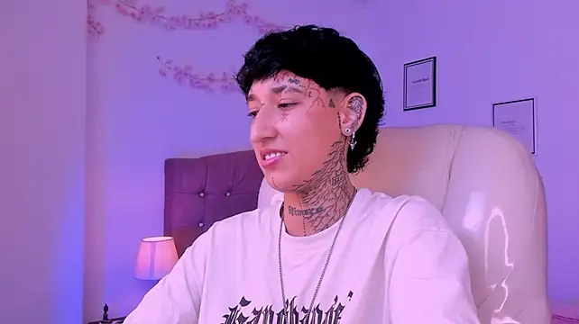 Luci_Rose লাইভ XXX চ্যাট