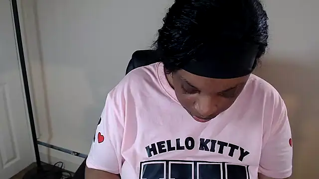 Sexymona1218のライブXXXチャット