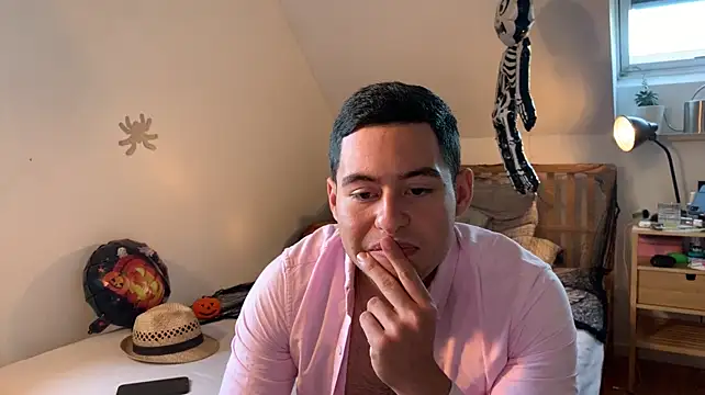 maxingold Chat XXX live