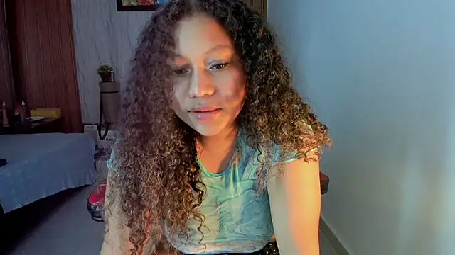 Lunastar02 live XXX chat