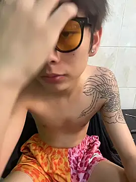 DDD_17 Chat XXX live