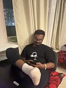 bhagihero Live XXX-Chat