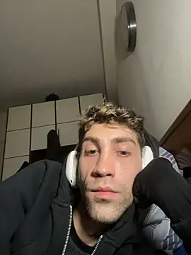 צ'אט XXX בשידור חי של Arkadeita