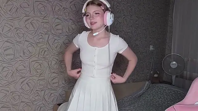 צ'אט XXX בשידור חי של Juliiaa