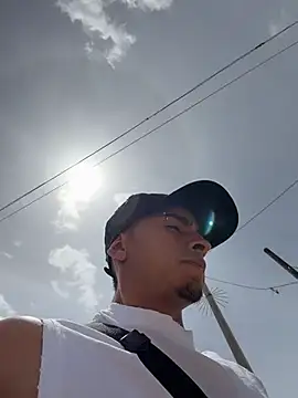 willclayy XXX чат на живо