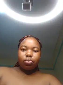 uganda-2's Live XXX Chat