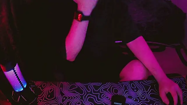 fame_bc Adlı Modelin Canlı XXX Sohbeti