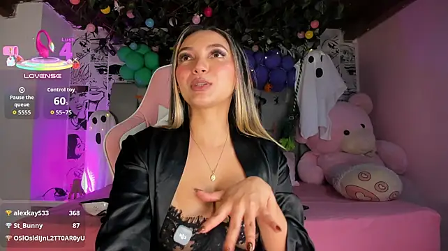Chat +18 de LucyRosse ao vivo