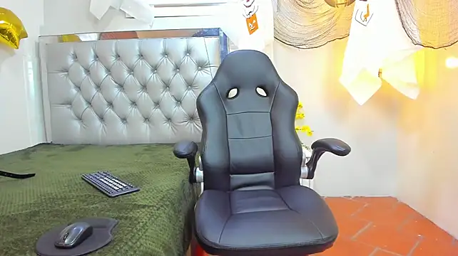 Chat +18 de luca_white ao vivo
