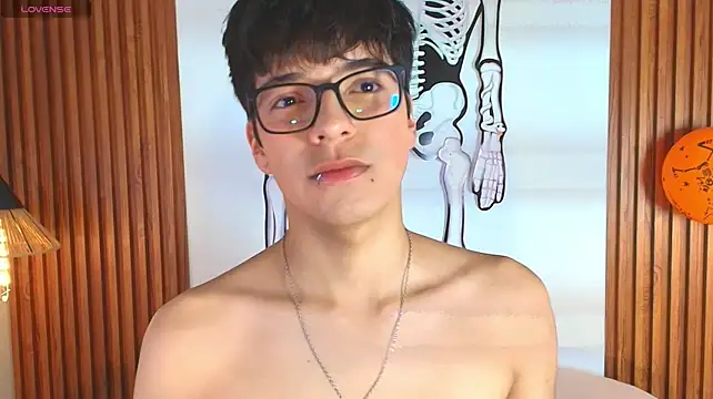 Chat XXX Live Milo_Wolff