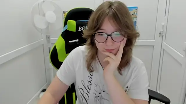 HachiYume Chat XXX in diretta
