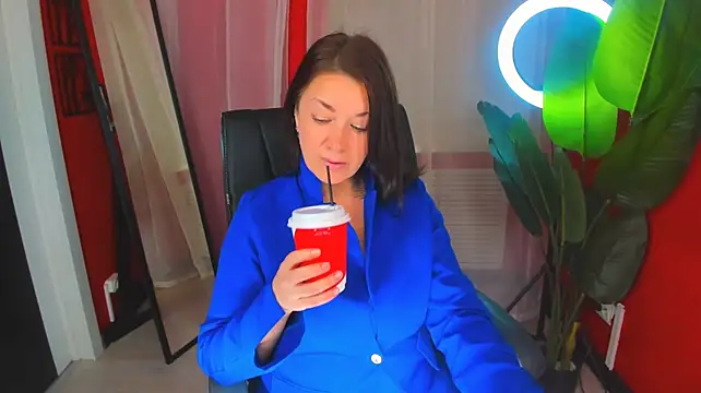 Chat +18 de AnaMills ao vivo