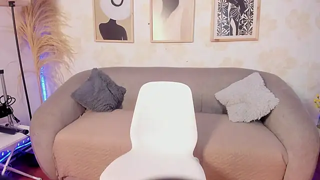 mila_rivers XXX чат на живо