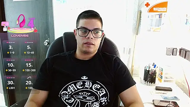 Chat +18 de Realjoel01 ao vivo
