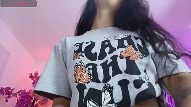 Maddie_T18 Chat XXX in diretta