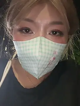 milkwine's Live XXX Chat
