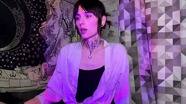 Živý XXX chat SweetFemBoyy