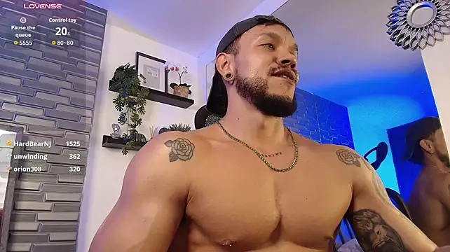 Czat XXX na żywo – ARON_TAYLER01